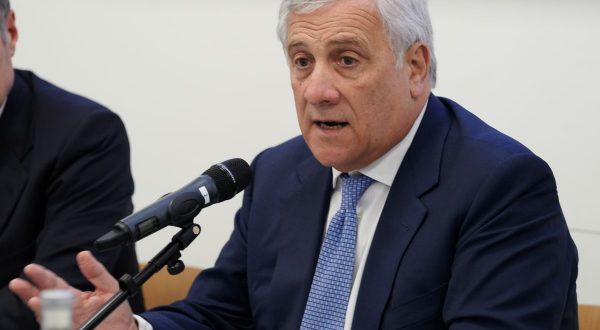 Tajani “Sosteniamo la difesa di Israele ma bisogna proteggere i civili”