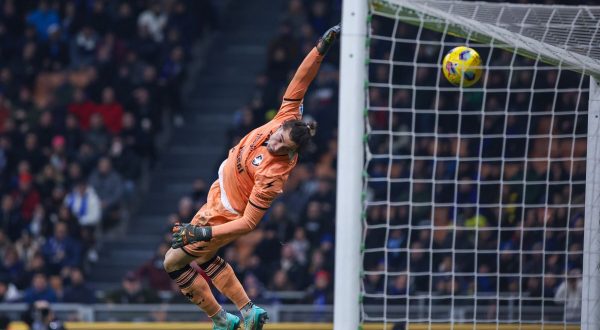 L’Inter batte 2-0 il Frosinone, prodezza di Dimarco