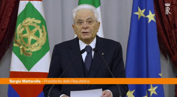 Mattarella “Fermare la violenza sulle donne”