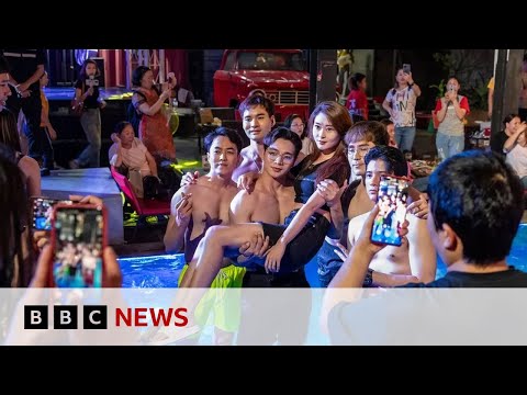 Drop in Chinese tourists hurts Thailand’s economy – BBC News