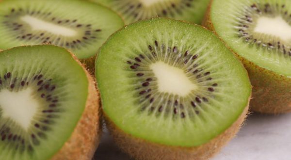 Pere e kiwi, 11 milioni ai produttori in difficoltà