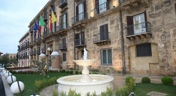 Palazzo d’Orleans a Palermo chiuso per Covid, disposta sanificazione uffici