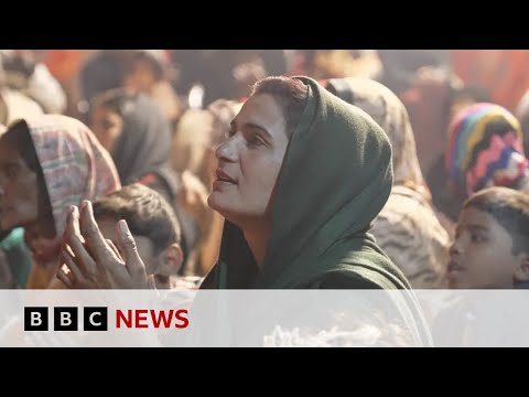 Christians in Pakistan rebuild for Christmas months on from attacks | BBC News