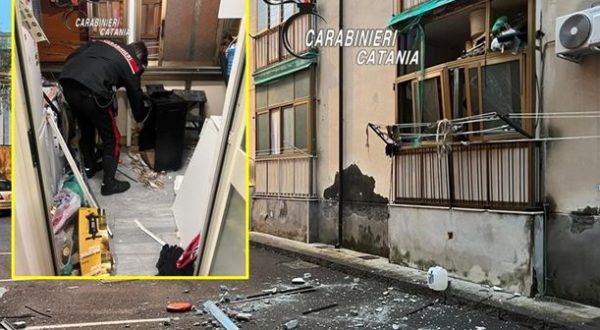 Esplode bombola del gas in casa, salvi 38enne ed i suoi tre bimbi a Catania