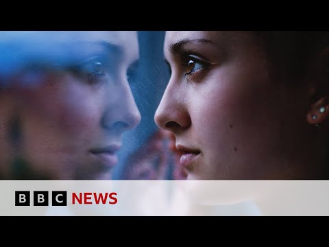 Can this AI mirror predict how healthy you are? | BBC News