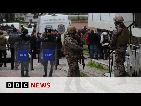 Istanbul church attack: Gunmen kill one person during morning mass | BBC News