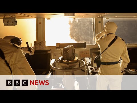 Red Sea shipping: US and UK navies repel largest Houthi attack | BBC News