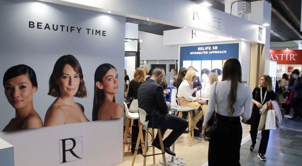 Medicina estetica, all’Imcas di Parigi l’approccio integrato di RELIFE