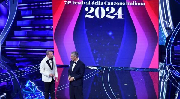 Sanremo, per la prima serata 10,5 milioni di telespettatori