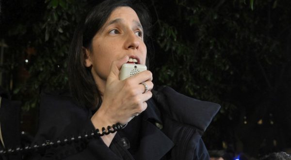 Rai, Schlein “Basta con Tele-Meloni, macchina di propaganda del governo”