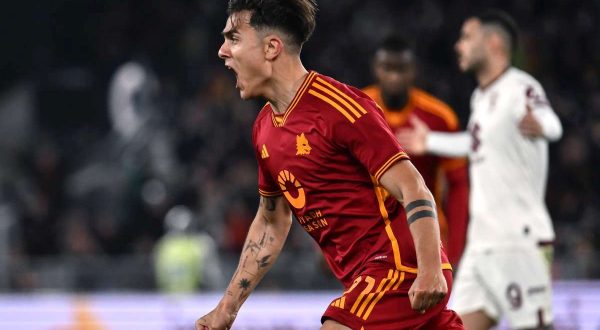 Dybala cala il tris, Roma batte Torino 3-2