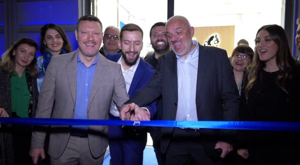 A Napoli arriva myPOS, inaugurato l’Experience Store