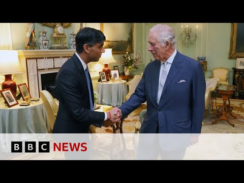 King Charles seen at work for first time since cancer diagnosis | BBC News