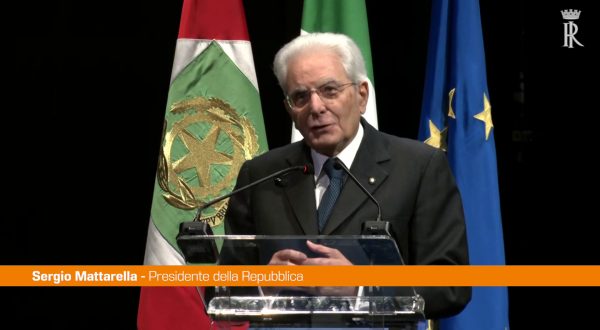 Mattarella “Lo spazio non sia luogo di competizione militare”