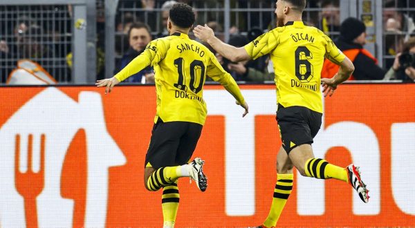 Borussia Dortmund-Psv 2-0, tedeschi ai quarti