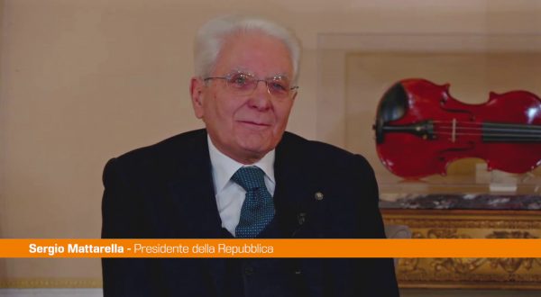 Influencer, Mattarella “Responsabilità nei messaggi ai giovani”