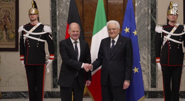 Mattarella a Scholz “Solidi rapporti tra Italia e Germania”