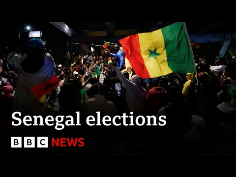 Senegal’s opposition leader leads race for presidency | BBC News