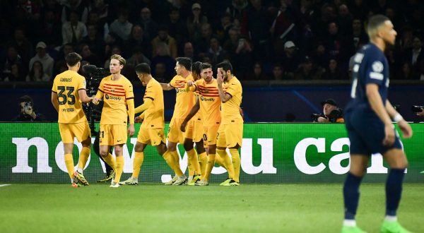 Spettacolo in casa Psg, il Barcellona vince 3-2