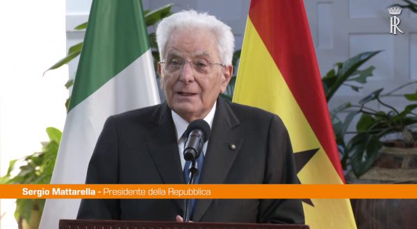 Migranti, Mattarella “Fenomeno da gestire globalmente”