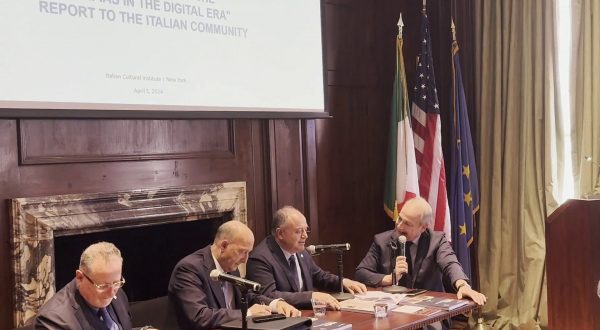 Gratteri “Si può cambiare la Costituzione, ma prima si studi”