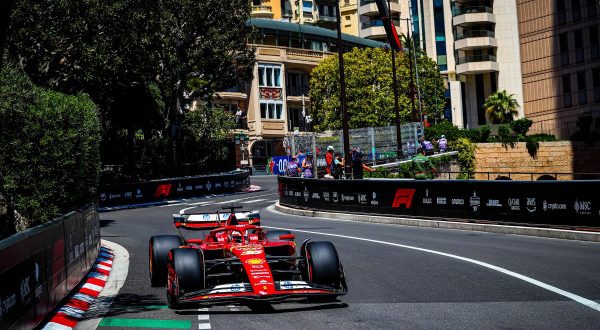 Pole Leclerc a Montecarlo davanti a Piastri, Sainz terzo