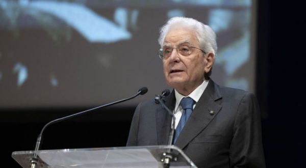 Mattarella “Su Piazza della Loggia permane sete di verità”