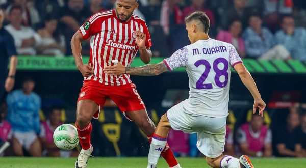 Fiorentina ko ai supplementari, Olympiacos vince Conference