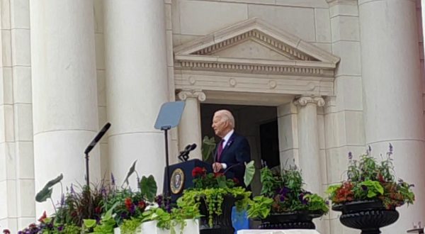 Memorial Day negli Usa, Biden ricorda le vittime delle forze armate