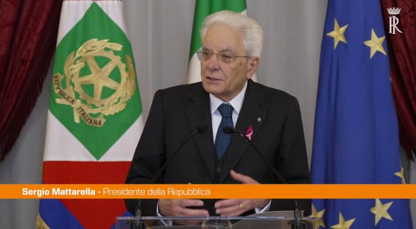 Mattarella “Rafforzare la rete contro il tumore al seno”