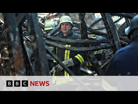 Russia steps up attacks in Eastern Ukraine | BBC News