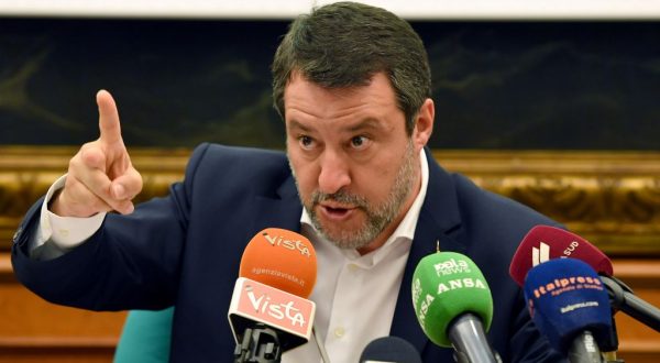 Europee, Salvini “Punto su Lega in doppia cifra, voterò per Vannacci”