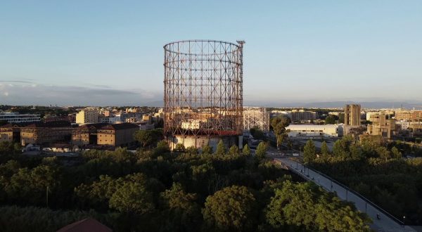 Eni, il Gazometro di Roma si apre alla città