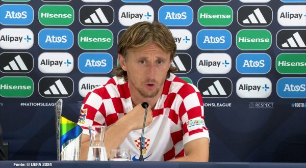 Poesia e fosforo, Modric è ancora il faro della Croazia