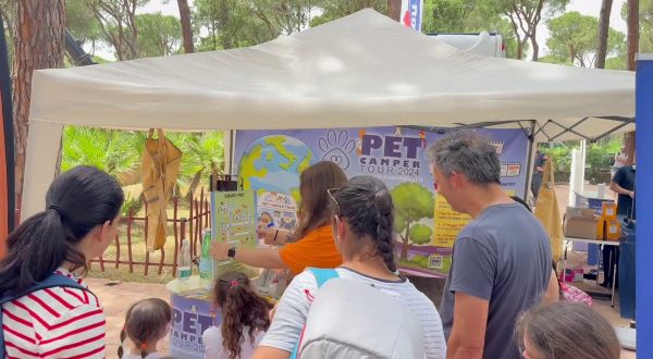 No all’abbandono degli animali, il Pet Camper fa tappa in Toscana