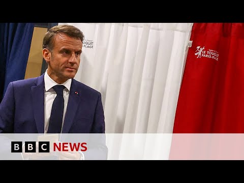 French President Emmanuel Macron calls snap parliament election | BBC News