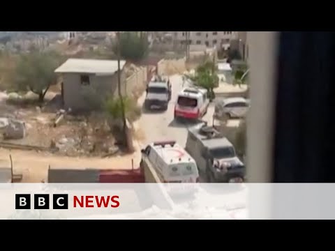 Israeli army says forces violated protocol by strapping wounded Palestinian man to jeep | BBC News