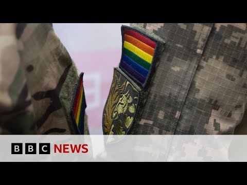 LGBT soldiers on the front line in Ukraine | BBC News