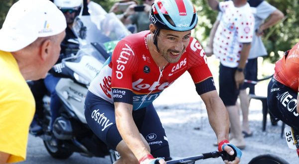 Al Tour 18esima tappa a Campenaerts, Pogacar sempre leader