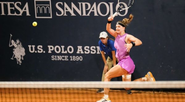 Palermo Ladies Open, Zheng-Parry e Begu-Muchova le semifinali