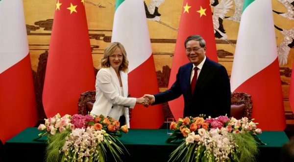 Meloni “Rafforzare il partenariato tra Italia e Cina”