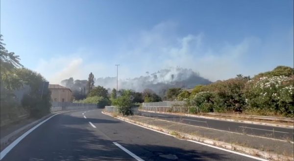 Incendio Roma, Gualtieri “Ipotesi rogo partito da accampamento abusivo”