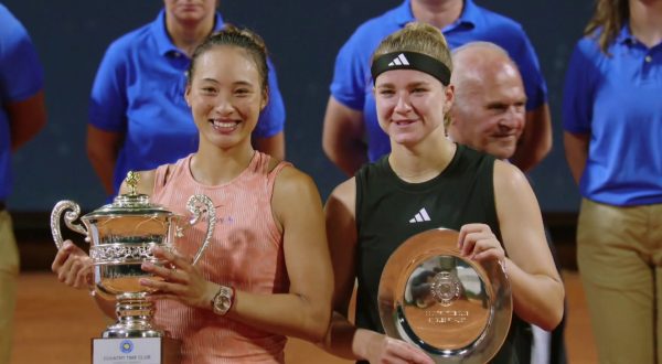 Palermo Ladies Open, la cinese Zheng fa il bis