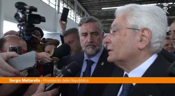 Mattarella visita una zona alluvionata a Porto Alegre