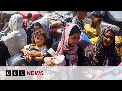 Palestinians flee Khan Younis as Israeli forces strike south Gaza  BBC News