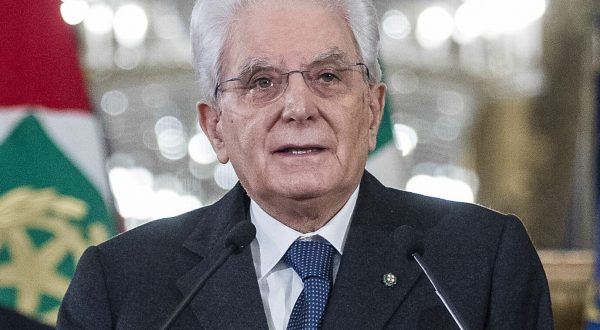 Strage Bologna, Mattarella “Attacco feroce alla convivenza degli italiani”