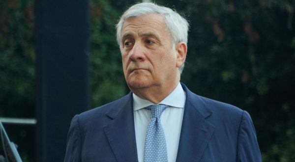 Tajani “Chi può rientri subito dal Libano”