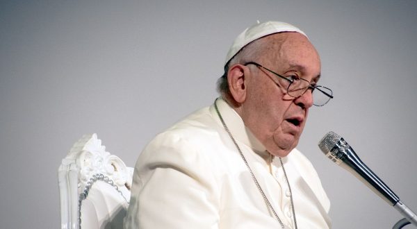 Medio Oriente, Papa Francesco “Conflitto non si allarghi”