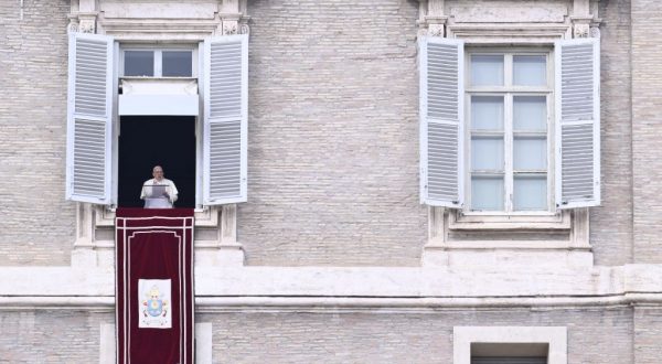 Papa Francesco “In Ucraina non sia abolita nessuna chiesa cristiana”