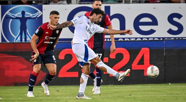 Cutrone risponde a Piccoli, Cagliari-Como finisce 1-1